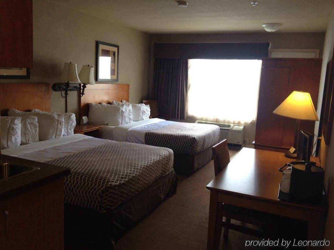 Ramada By Wyndham Hotel